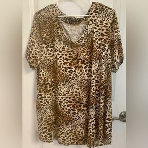 Folunsi leopard shirt. Size 3X